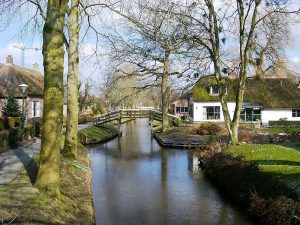 800px-Giethoorn