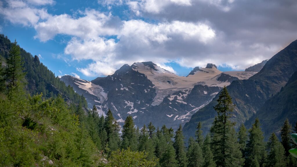 jorjoson-mountain-5349084